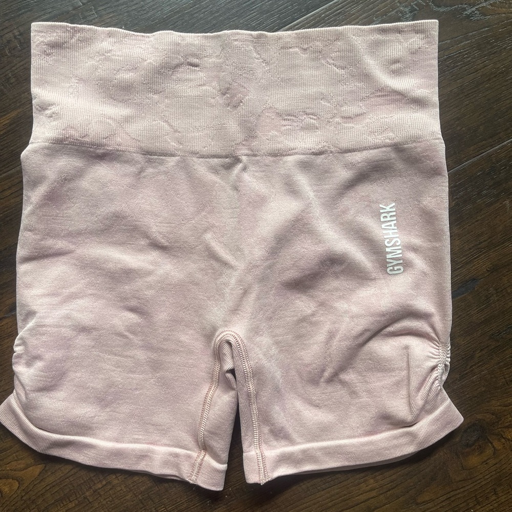 GYMSHARK camo leggings